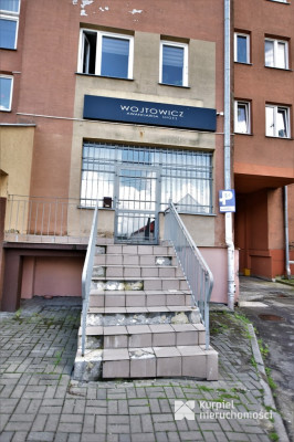 Lokal handlowo usługowy 63m2 + 30m2 podpiwniczenia