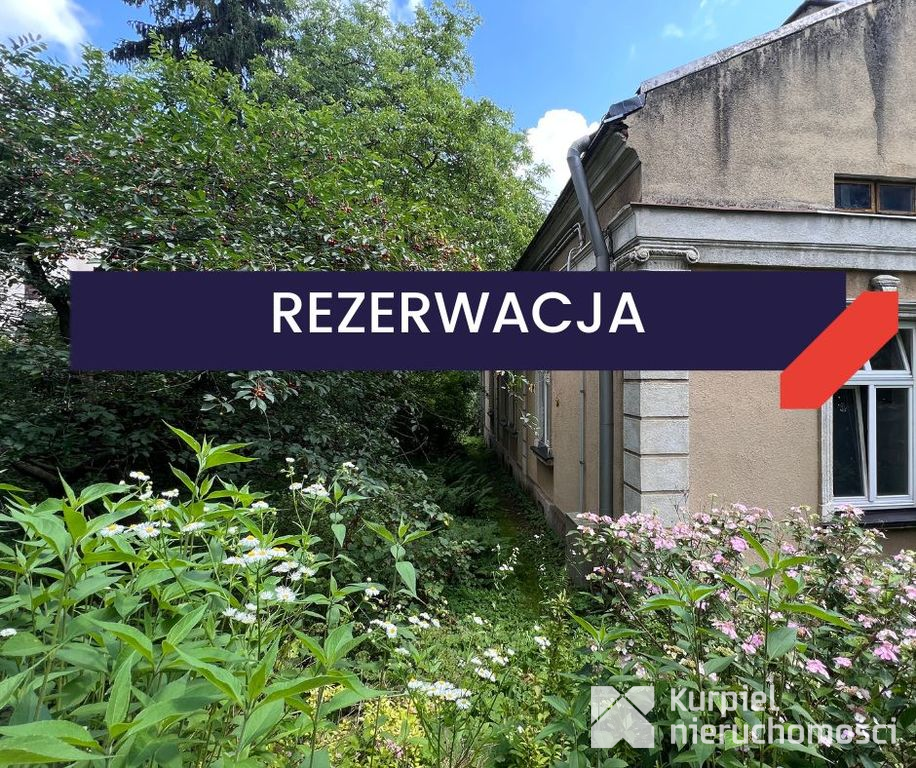 Dom z garażem na Zasaniu kamienica