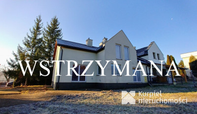Przestronny dwurodzinny dom w Żurawicy