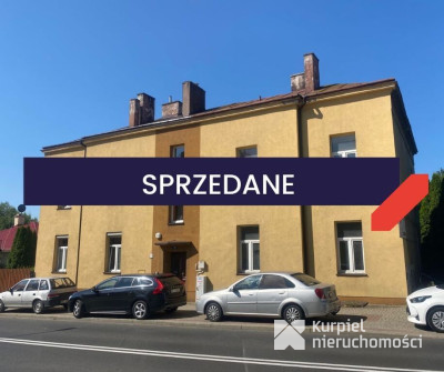Pół kamienicy wyodrębnione 3 lokale ul. Okrzei