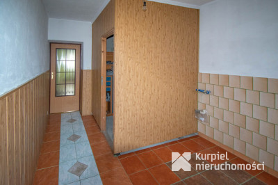 2 piętrowy dom w Kielnarowej