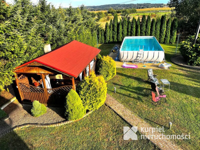 Na sprzedaż dom z dużą działką  WZ /Hurko/