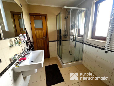 Na sprzedaż dom z dużą działką  WZ /Hurko/