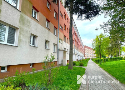 Kmiecie 3 pokojowe mieszkanie na parterze