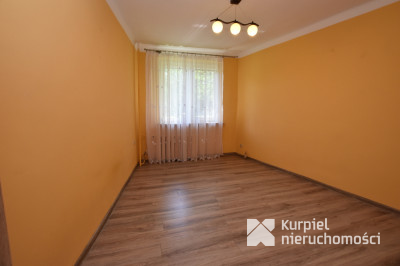 Kmiecie 3 pokojowe mieszkanie na parterze