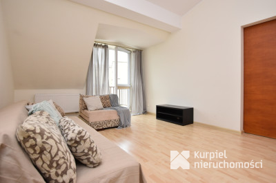 Przestronne mieszkanie Kmiecie 2 pokoje balkon