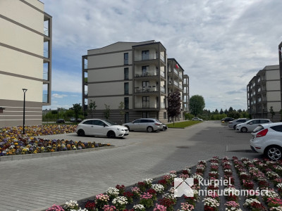 Małe mieszkanie z tarasem gotowe do zamieszkania
