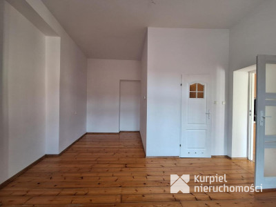 Mieszkanie I piętro ścisłe centrum