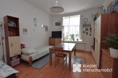 Mieszkanie w kamienicy 42 m. ul. Dworskiego