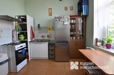 Mieszkanie w kamienicy 42 m. ul. Dworskiego