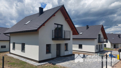 Komfortowy nowy dom w zielonej okolicy