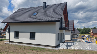Komfortowy nowy dom w zielonej okolicy