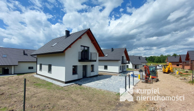 Komfortowy nowy dom w zielonej okolicy