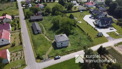 Działka zabudowana