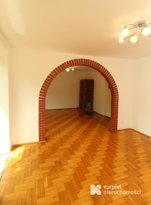 Dom z duszą w sercu natury /Łętowiana/