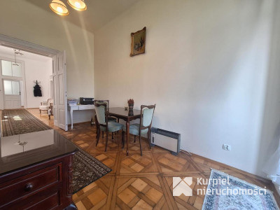 Lokal w centrum na biuro lub kancelarię