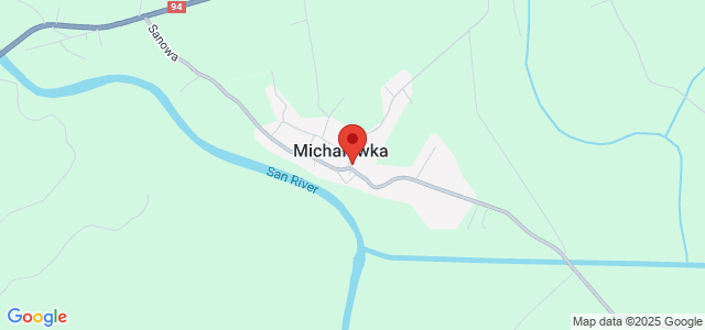 Drewniany dom z klimatem na dużej działce