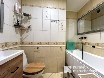 Dom na 9-arowej działce w centrum Przemyśla