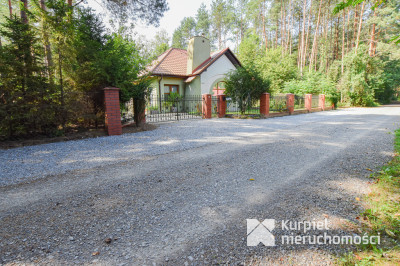 Dom jednorodzinny | 8 arów | do zamieszkania