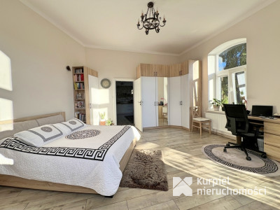 Apartament nad Sanem z widokiem na miasto