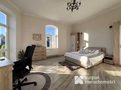 Apartament nad Sanem z widokiem na miasto