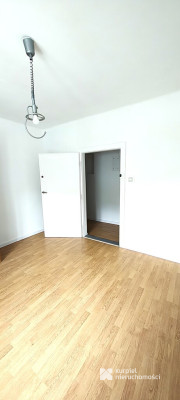 3 pokojowe z oddzielną kuchnią