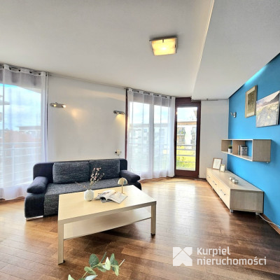 Jasne/duży balkon/zamknięte osiedle