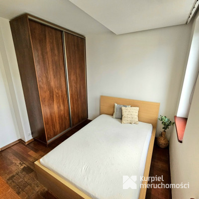 Jasne/duży balkon/zamknięte osiedle