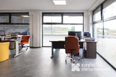 Hala z dużą działką w świetnej lokalizacji