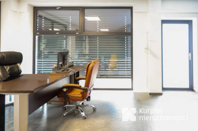 Hala z dużą działką w świetnej lokalizacji