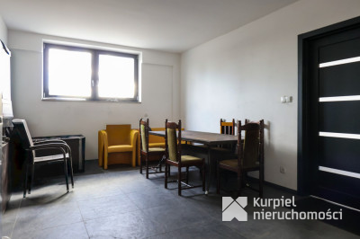 Hala z dużą działką w świetnej lokalizacji