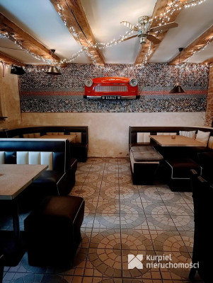 Lokal w centrum Zasania obok DH Szpak