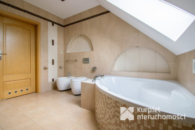 Gotowy do zamieszkania dom | Ogród | Garaż