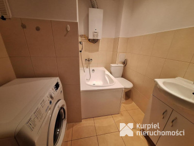 Niewielka kawalerka na parterze po remoncie