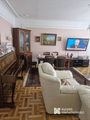 Czteropokojowe mieszkanie dla rodziny/os. Kmiecie