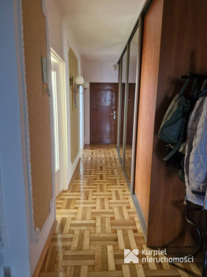 Czteropokojowe mieszkanie dla rodziny/os. Kmiecie