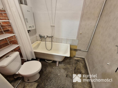 Kawalerka/os. Glazera/ 1 piętro