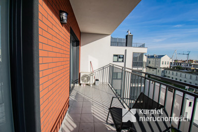 3 Pokojowe mieszkanie na Placu Mickiewicza