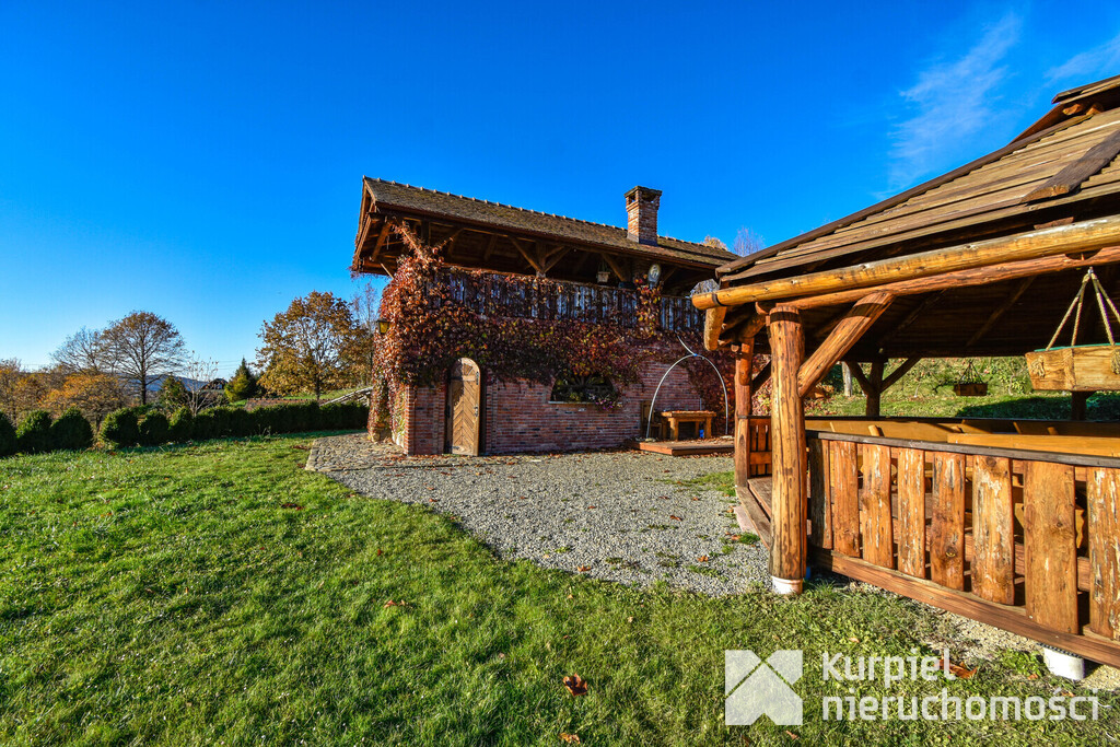 Działka z domem SSZ + winniczka