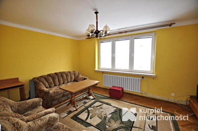 Blok, I piętro, możliwość garażu na osiedlu