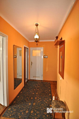 Blok, I piętro, możliwość garażu na osiedlu