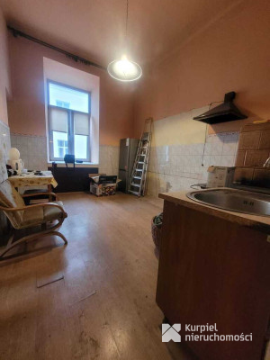 MIESZKANIE NA SPRZEDAŻ W CENTRUM CIESZANOWA