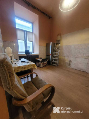 MIESZKANIE NA SPRZEDAŻ W CENTRUM CIESZANOWA