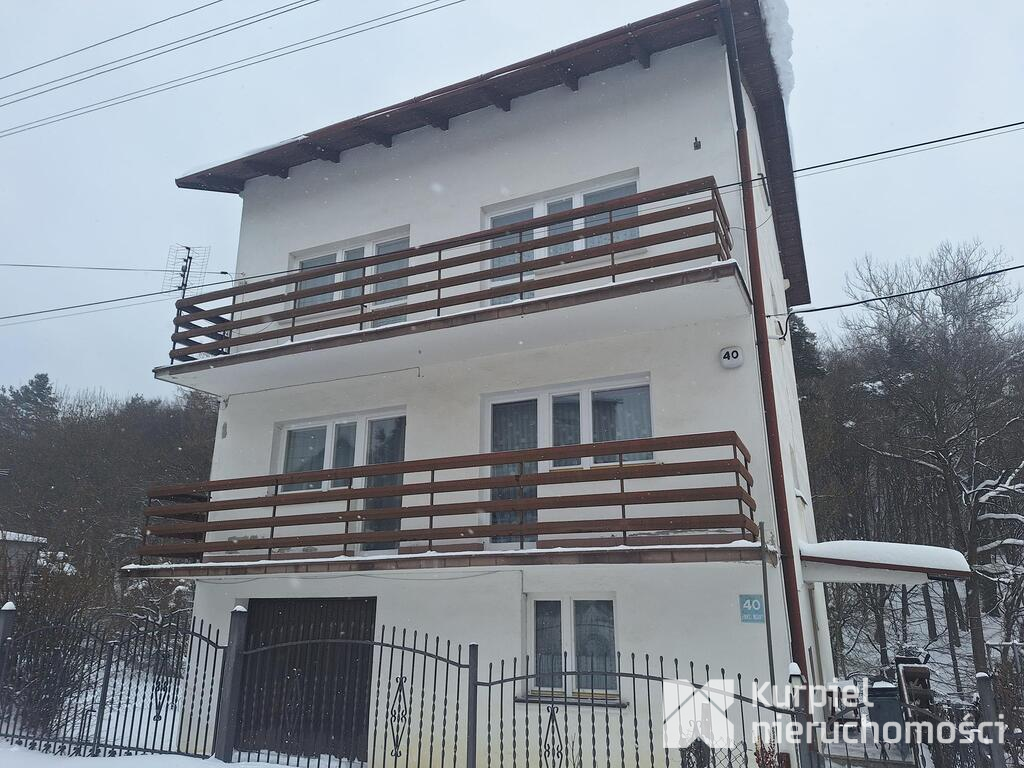 Dom z dodatkową działką w świetnej lokalizacji