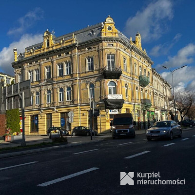 Klimatyczne mieszkanie w kamienicy w centrum