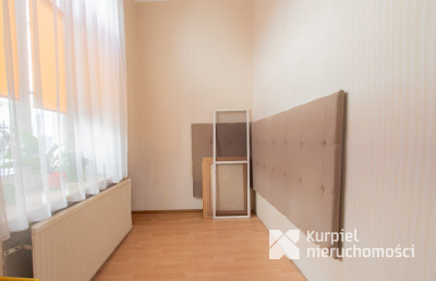 Klimatyczne mieszkanie w kamienicy w centrum