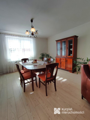 Dom z przestrzenią i klimatem /Trójczyce/