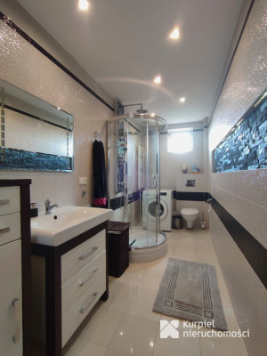 Dom z przestrzenią i klimatem /Trójczyce/