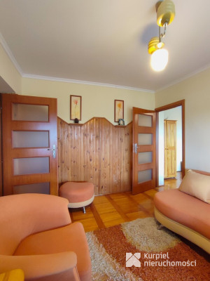 Dom z przestrzenią i klimatem /Trójczyce/