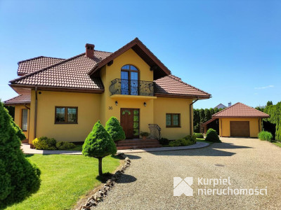 Zadbany, solidny dom na pięknej działce w Żurawicy